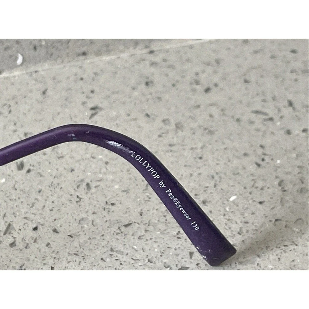 PEZ this frames